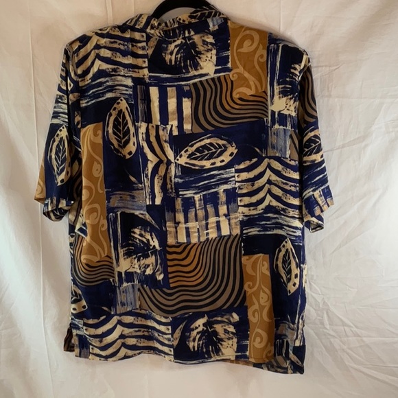 Vintage Sea Suns button down blouse with shoulder pads. Shell buttons. XL navy - Picture 5 of 8